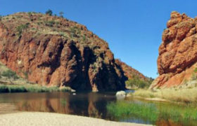 Roklina Glen Helen v Austrálii