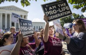 Nejvyšší soud rozhodl ve prospěch hnutí Pro-life