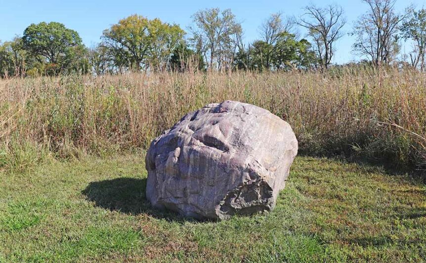 Sioux-quartzite-boulder
